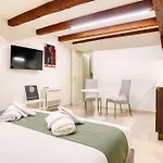 Domus Martis Elegant - Just 20 Meters From Cathedral Apartamento