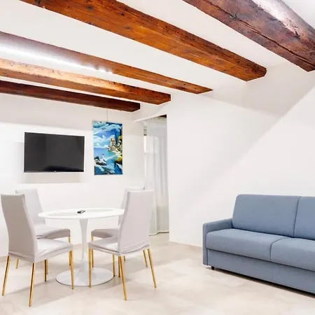 Domus Martis Elegant - Just 20 Meters From Cathedral Verona