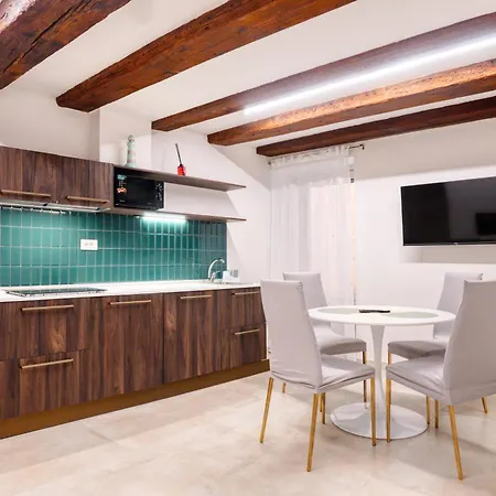 Domus Martis Elegant - Just 20 Meters From Cathedral * Verona