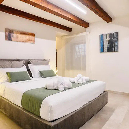 Domus Martis Elegant - Just 20 Meters From Cathedral Apartamento