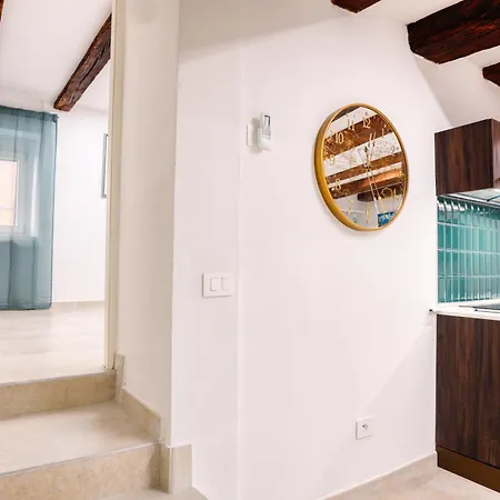Domus Martis Elegant - Just 20 Meters From Cathedral Apartment *