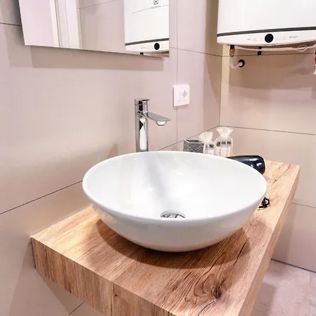 Apartment Domus Martis Elegant - Just 20 Meters From Cathedral *