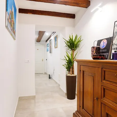 Apartment Domus Martis Elegant - Just 20 Meters From Cathedral